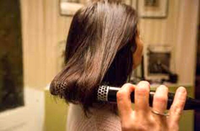 Perte De Cheveux Chez Les Adolescents. Les Causes Les Signes Et Comment Le Traiter Naturellement